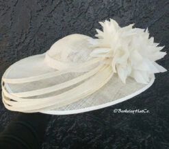 Saturnalia Derby Hat -Fashion hats Saturnalia in Ivory 23352.1667689454.1280.1280