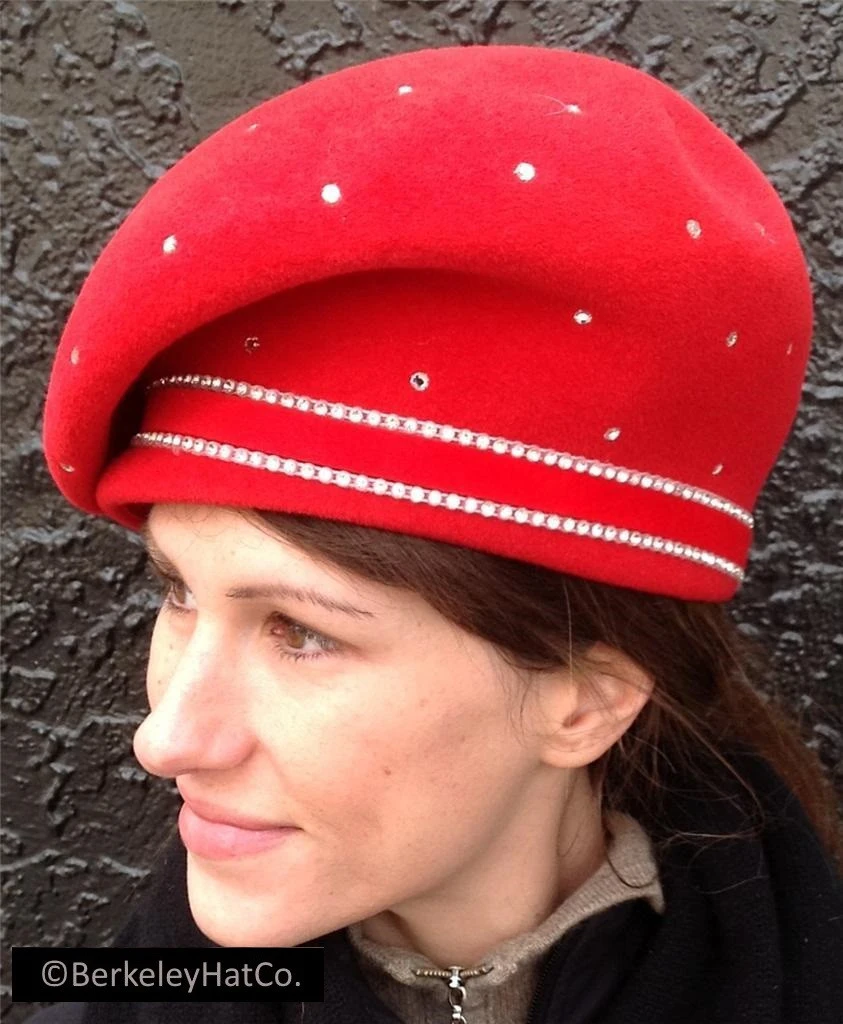 Vintage Red Slanted Beret Style Hat In Fur Felt With Swarovski Crystals - Image 2