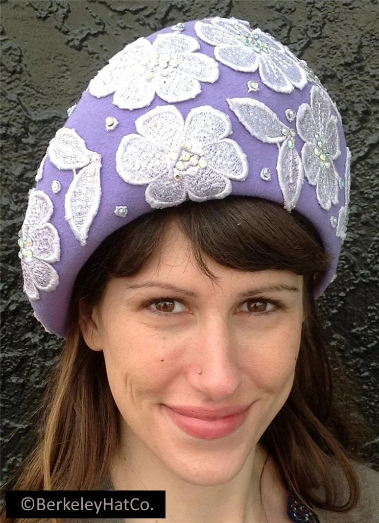 Vintage Jack McConnell Church Hat, Lavender Fur Felt Beret Style With Lace Flowers - Image 2